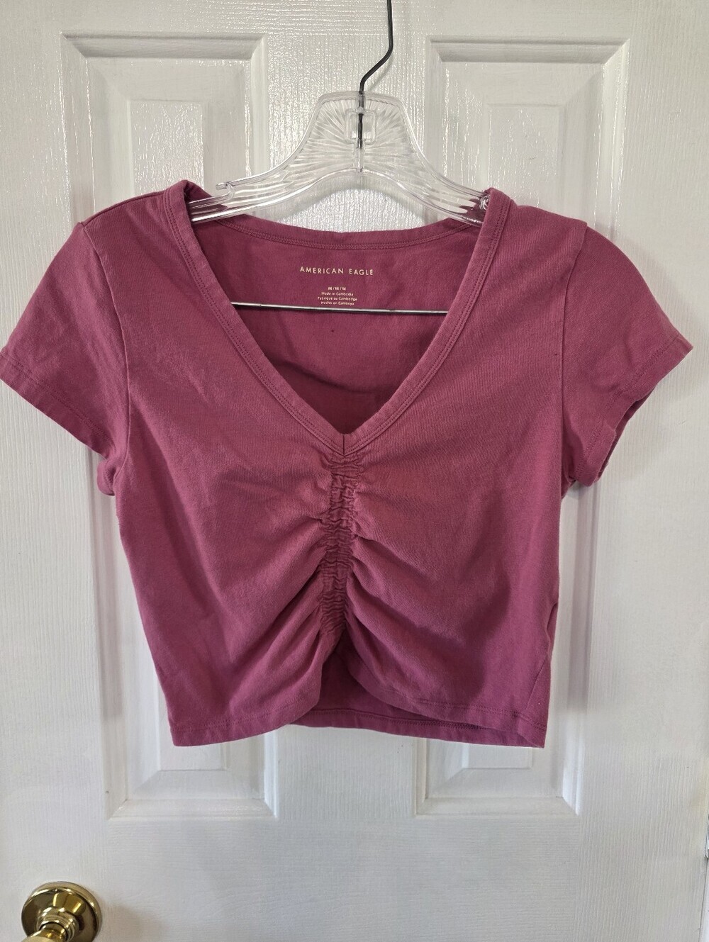 American Eagle Outfitters Mauve Crop V-Neck with Front Ruching Medium